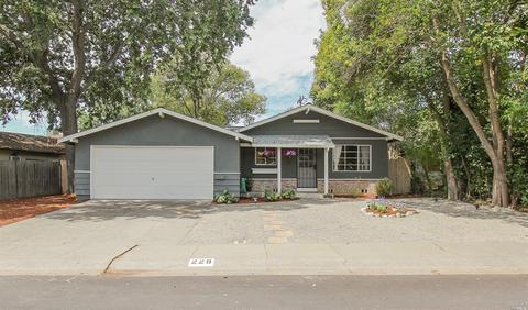 228 Plum St, Vacaville, CA 95688 photo 2