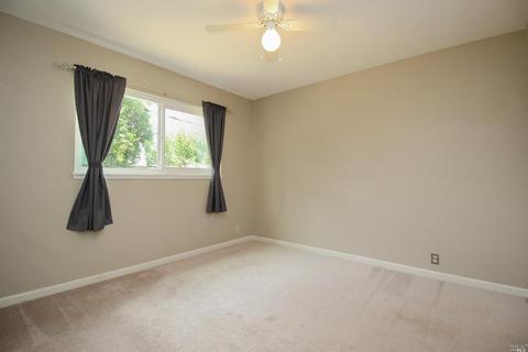 228 Plum St, Vacaville, CA 95688 photo 15