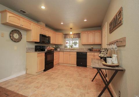 228 Plum St, Vacaville, CA 95688 photo 28