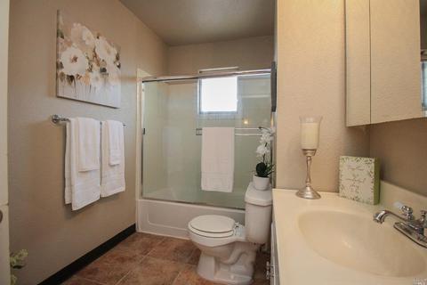 228 Plum St, Vacaville, CA 95688 photo 9
