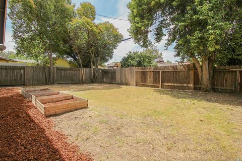 228 Plum St, Vacaville, CA 95688 photo 40