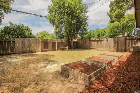 228 Plum St, Vacaville, CA 95688 photo 41