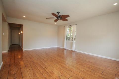 228 Plum St, Vacaville, CA 95688 photo 5