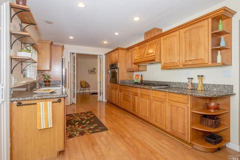 1032 Bella Dr, Napa, CA 94558 photo 10