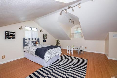 1032 Bella Dr, Napa, CA 94558 photo 23