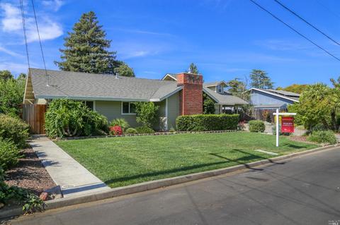 1032 Bella Dr, Napa, CA 94558 photo 2
