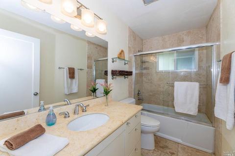1032 Bella Dr, Napa, CA 94558 photo 25