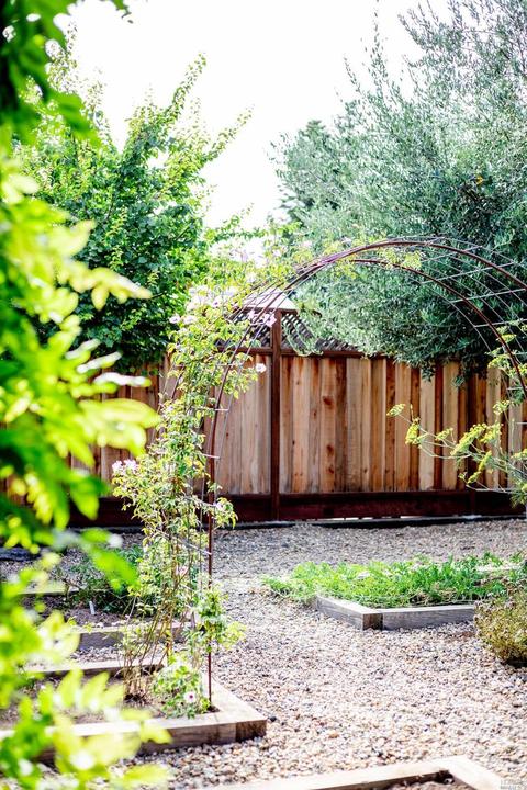 1032 Bella Dr, Napa, CA 94558 photo 41