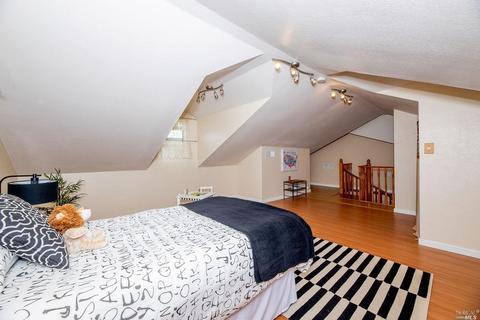 1032 Bella Dr, Napa, CA 94558 photo 24