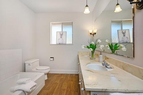 4175 E 3rd Ave, Napa, CA 94558 photo 28
