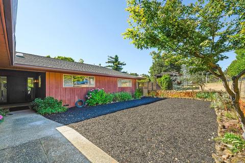 4175 E 3rd Ave, Napa, CA 94558 photo 4