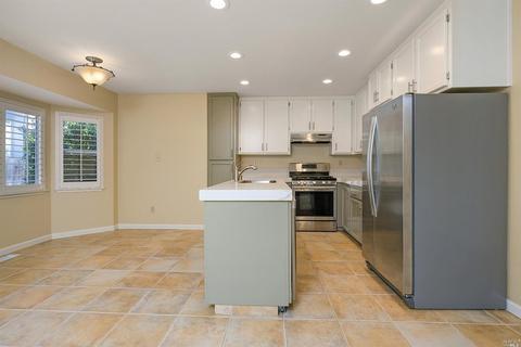 393 Wilson Ln, Windsor, CA 95492 photo 6