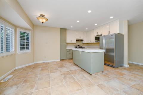 393 Wilson Ln, Windsor, CA 95492 photo 5