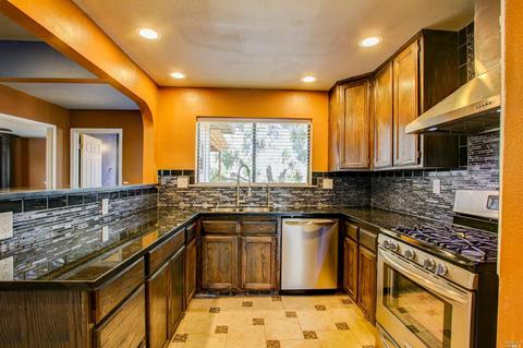 709 Glen Cove Rd, Vallejo, CA 94591 photo 10