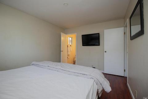 245 E Walnut St, Dixon, CA 95620 photo 24