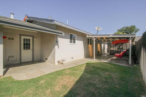 245 E Walnut St, Dixon, CA 95620 photo 32