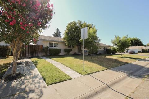 245 E Walnut St, Dixon, CA 95620 photo 35