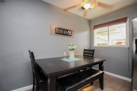 245 E Walnut St, Dixon, CA 95620 photo 17