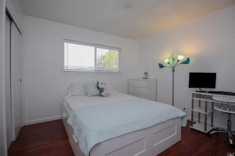 245 E Walnut St, Dixon, CA 95620 photo 28