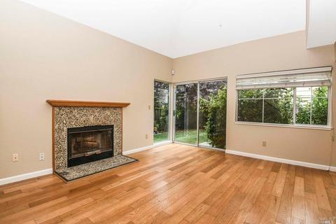 448 Jade Cir, Vallejo, CA 94590 photo 4