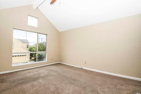 448 Jade Cir, Vallejo, CA 94590 photo 14