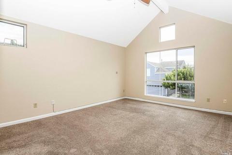 448 Jade Cir, Vallejo, CA 94590 photo 13