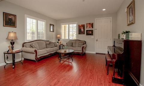 484 Cache Ct, Vacaville, CA 95688 photo 6