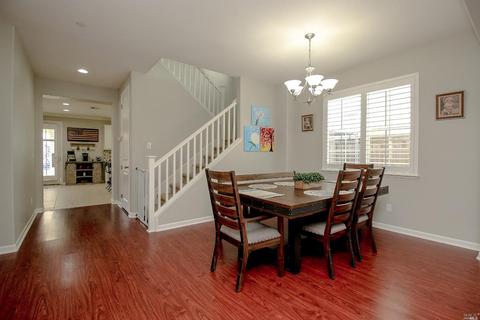 484 Cache Ct, Vacaville, CA 95688 photo 7