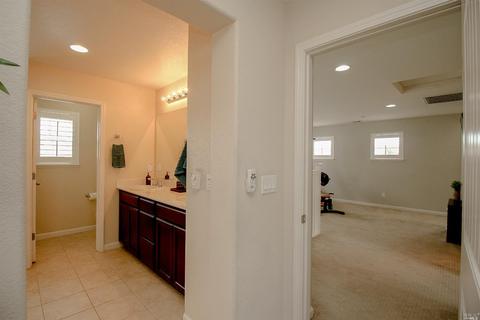 484 Cache Ct, Vacaville, CA 95688 photo 42