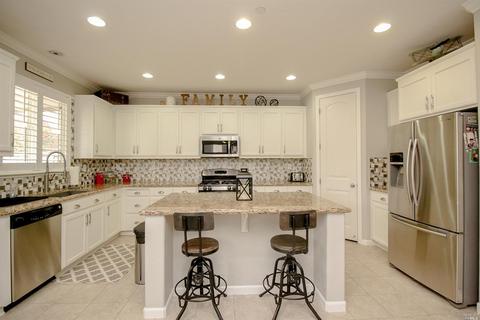 484 Cache Ct, Vacaville, CA 95688 photo 17