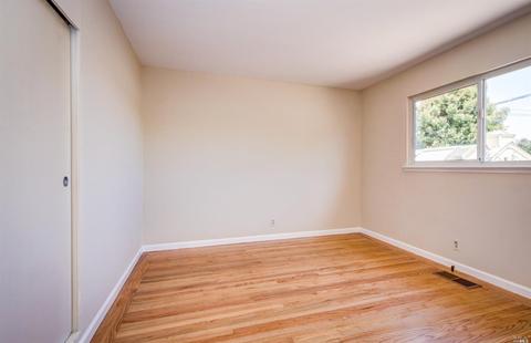 1104 Sereno Dr, Vallejo, CA 94589 photo 8