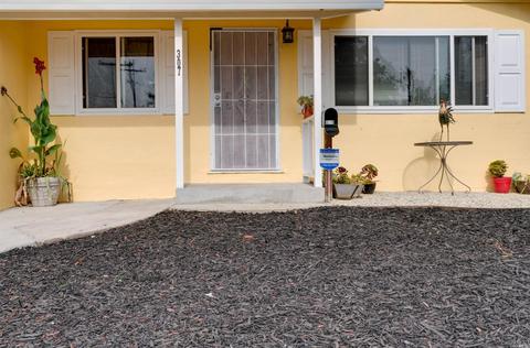 307 Sawyer St, Vallejo, CA 94589 photo 2
