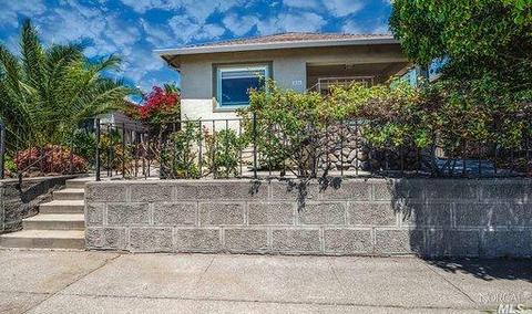 826 Maine St, Vallejo, CA 94590 photo 2