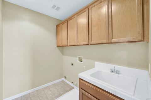 647 Jade Way, Fairfield, CA 94534 photo 38