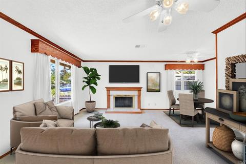 435 Hartwick Ln, Fairfield, CA 94533 photo 4