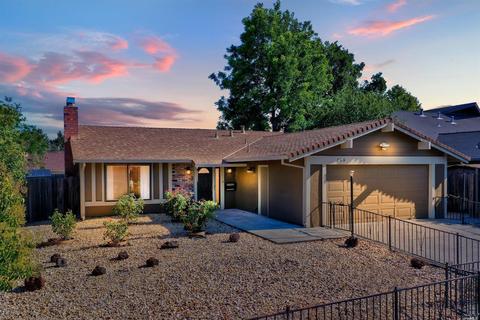 435 Hartwick Ln, Fairfield, CA 94533 photo 1