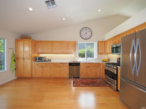 810 E Macarthur St, Sonoma, CA 95476 photo 6