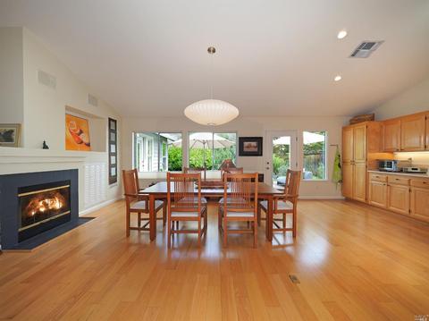 810 E Macarthur St, Sonoma, CA 95476 photo 3