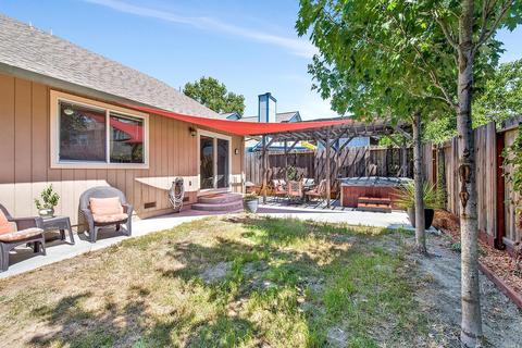 1935 Commons Ct, Windsor, CA 95492 photo 15
