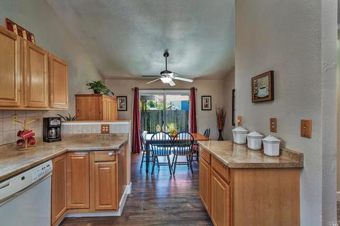 1935 Commons Ct, Windsor, CA 95492 photo 5