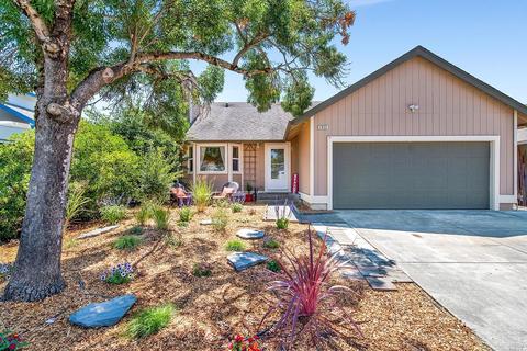 1935 Commons Ct, Windsor, CA 95492 photo 1