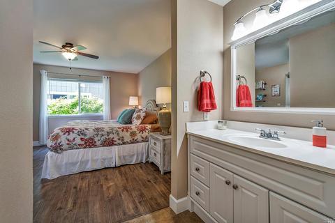 1935 Commons Ct, Windsor, CA 95492 photo 14