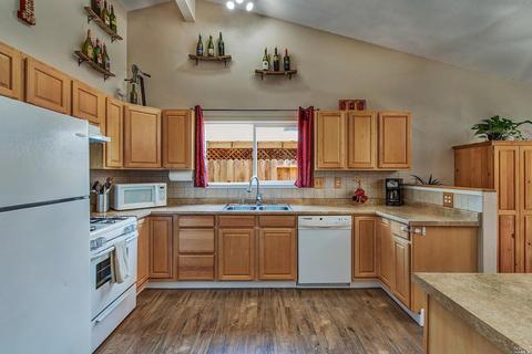 1935 Commons Ct, Windsor, CA 95492 photo 4