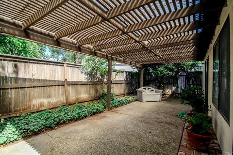 1316 Pinewood Ct, Dixon, CA 95620 photo 25