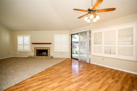 1316 Pinewood Ct, Dixon, CA 95620 photo 12
