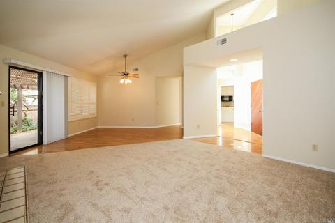 1316 Pinewood Ct, Dixon, CA 95620 photo 10