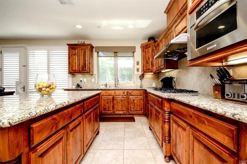 3035 German St, Fairfield, CA 94534 photo 11