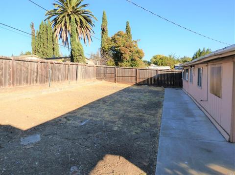 2037 Plum Tree Way, Fairfield, CA 94533 photo 6