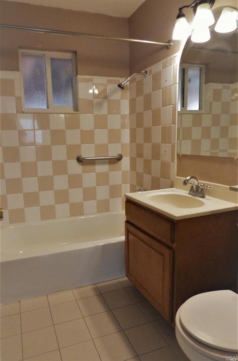 2037 Plum Tree Way, Fairfield, CA 94533 photo 4