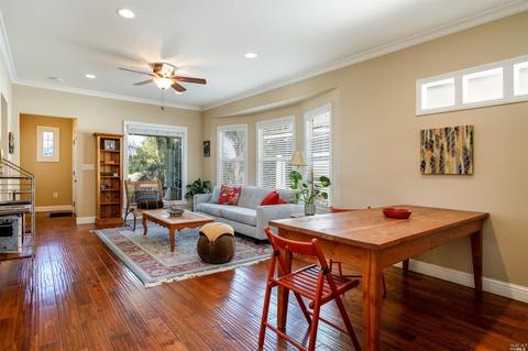 911 Kentucky St, Vallejo, CA 94590 photo 5